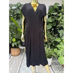 M.M. LaFleur Dress Crepe Crinkle Button Details Cap Sleeve Straight Midi Sz 10